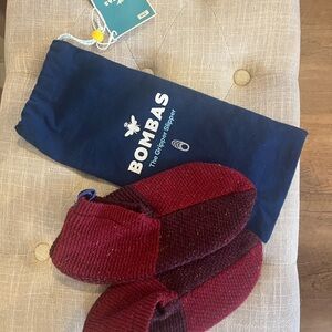 BOMBAS *NEW* gripper slipper with bag & tag